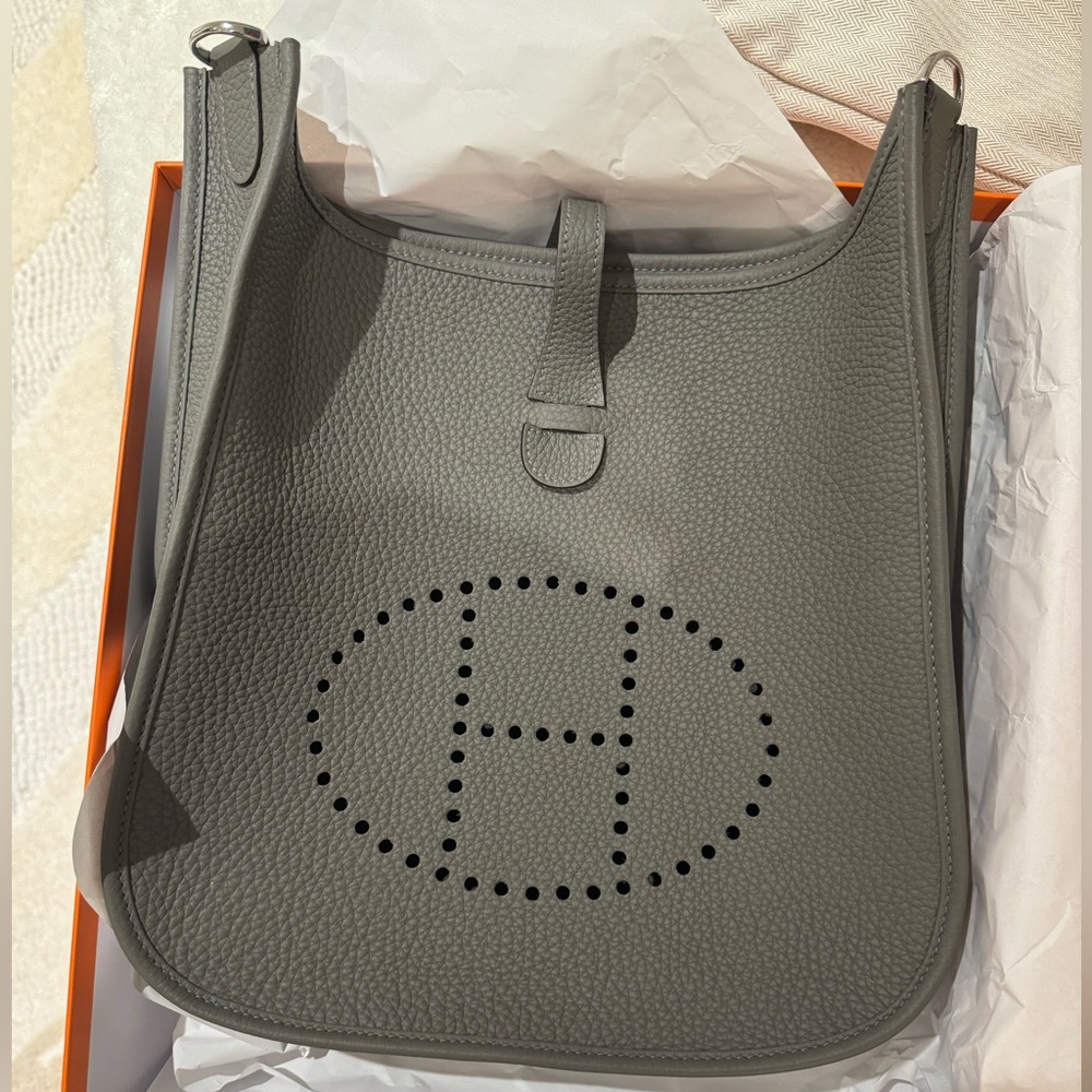 Authentic Hermes bag, Evelyne III 29, PM, brand new